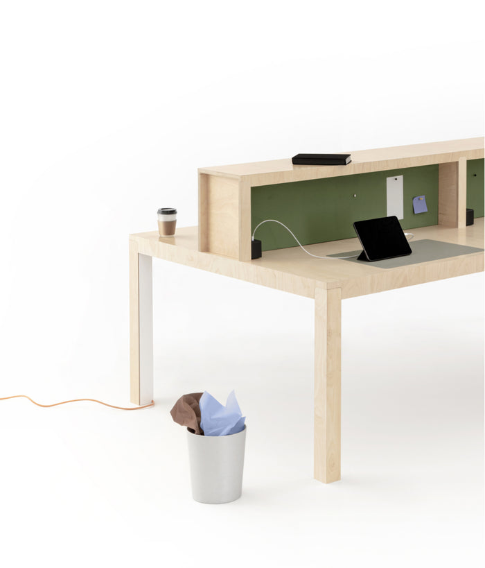 FOCUS TABLE PLATO